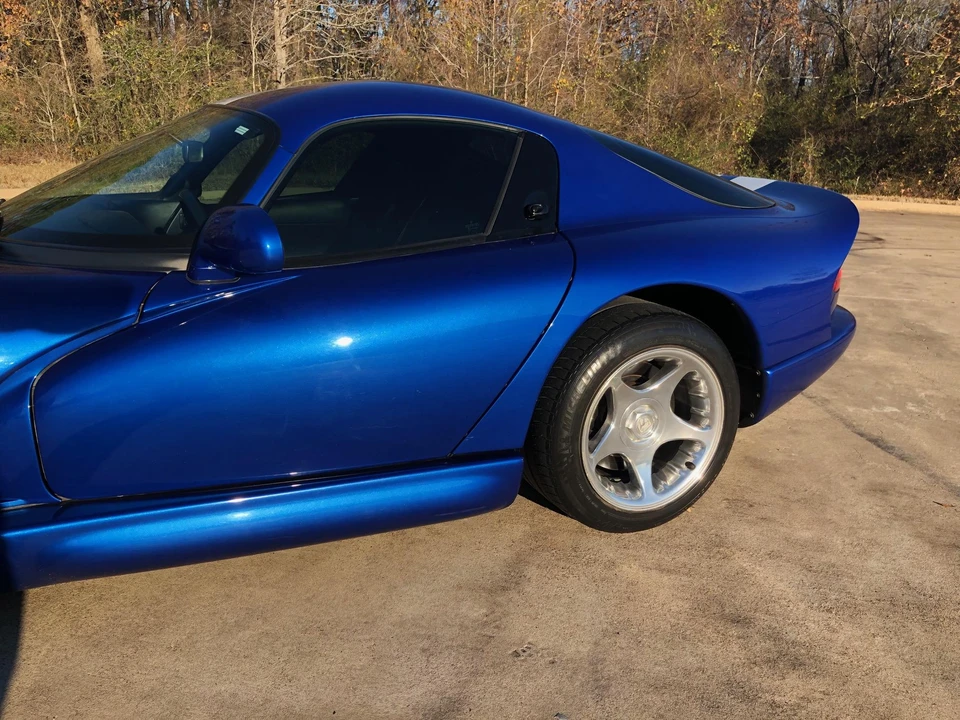 1996 Dodge Viper GTS 2nd Gen - Image 23 of 31