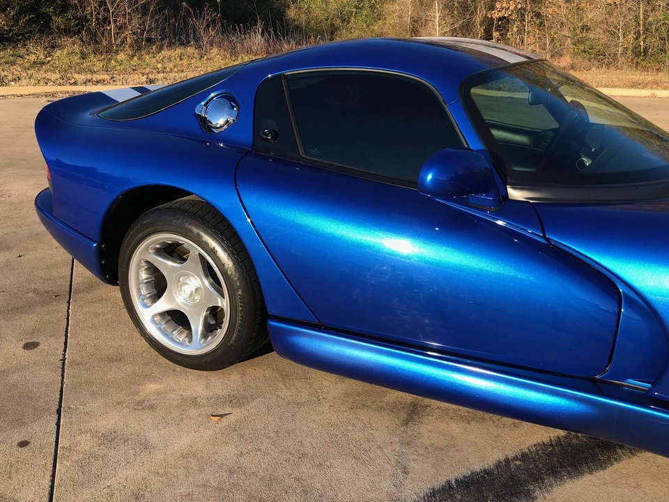 1996 Dodge Viper GTS 2nd Gen - Image 29 of 31