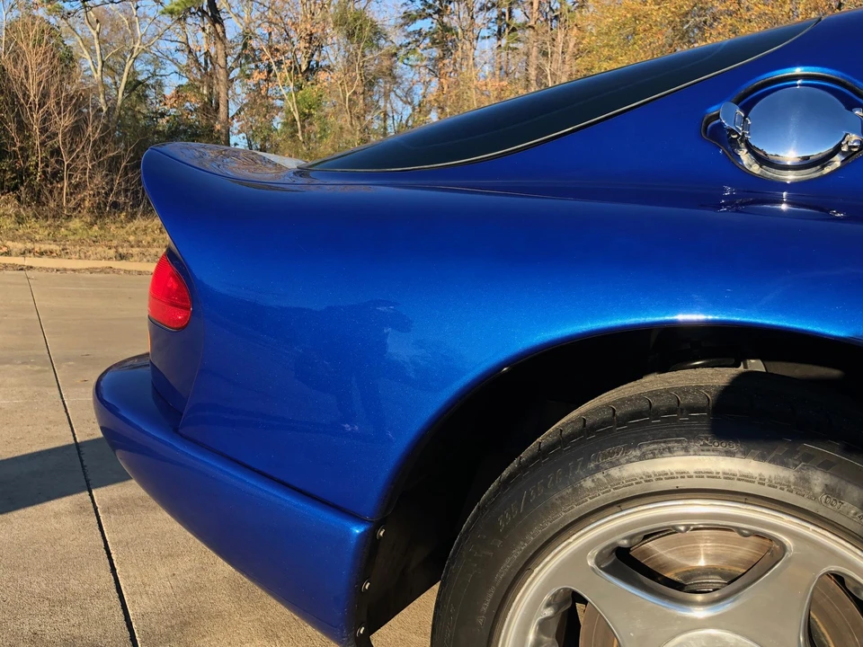 1996 Dodge Viper GTS 2nd Gen - Image 27 of 31