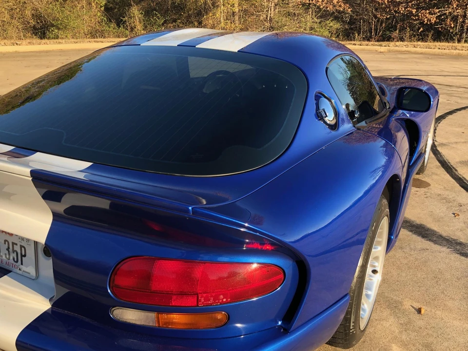 1996 Dodge Viper GTS 2nd Gen - Image 25 of 31