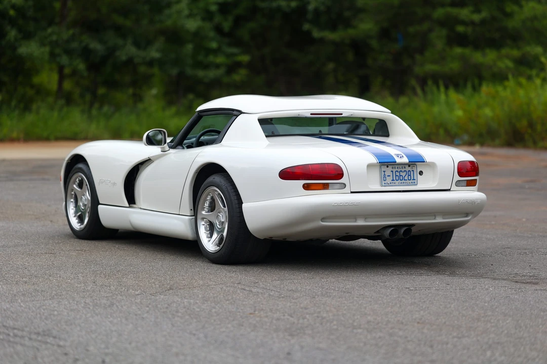 1996 Dodge Viper 2nd Gen - Image 26 of 31