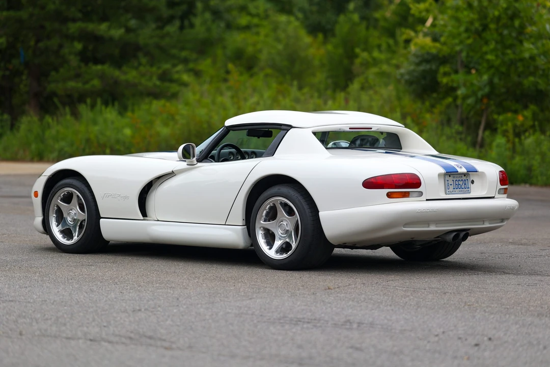 1996 Dodge Viper 2nd Gen - Image 25 of 31