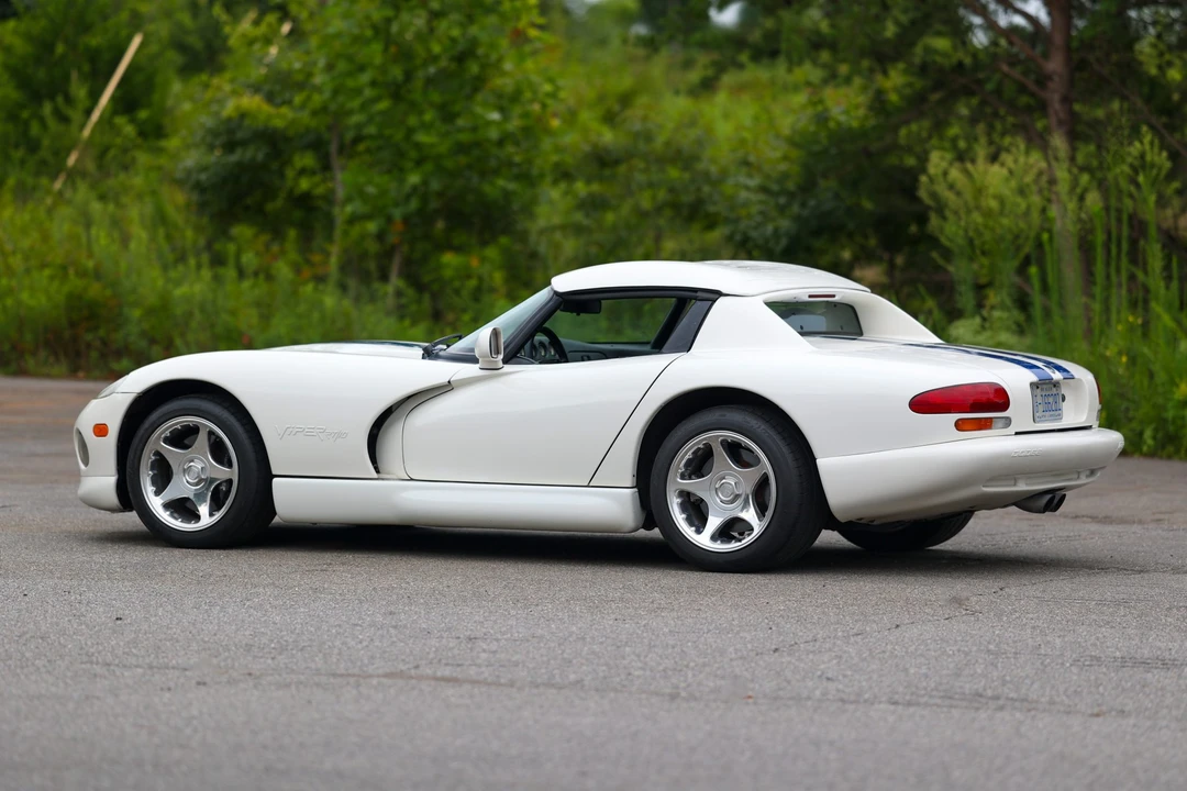 1996 Dodge Viper 2nd Gen - Image 23 of 31