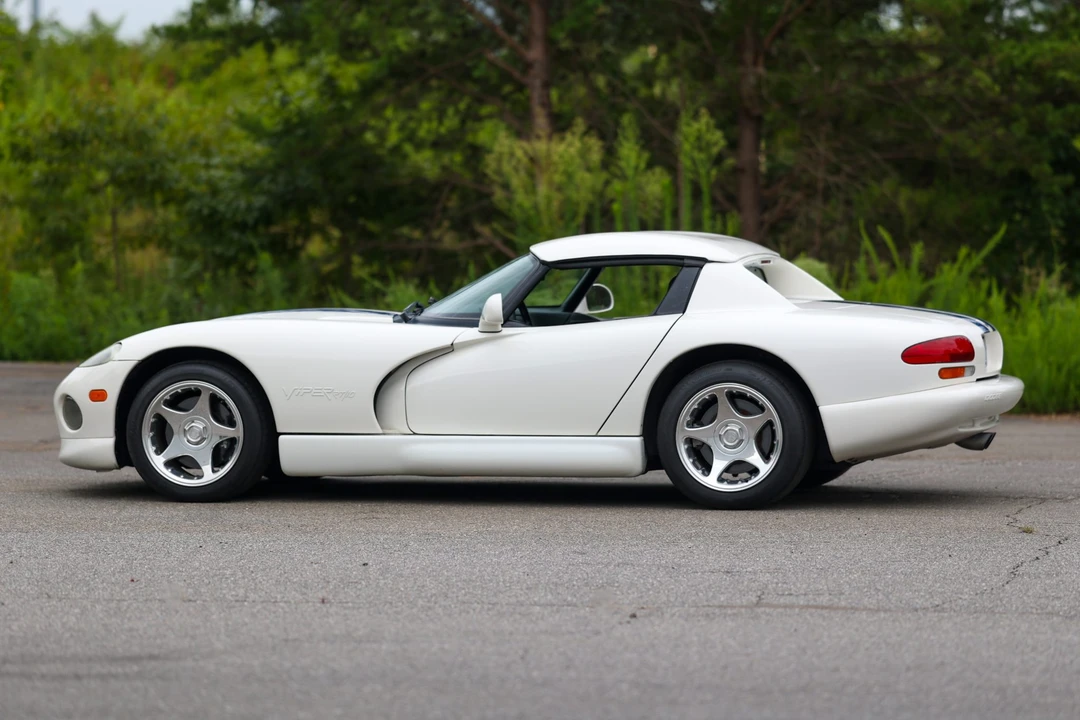 1996 Dodge Viper 2nd Gen - Image 21 of 31