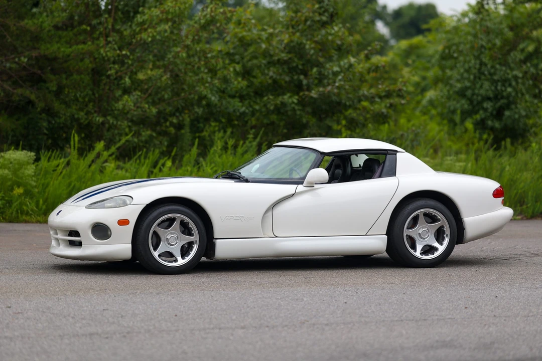 1996 Dodge Viper 2nd Gen - Image 17 of 31