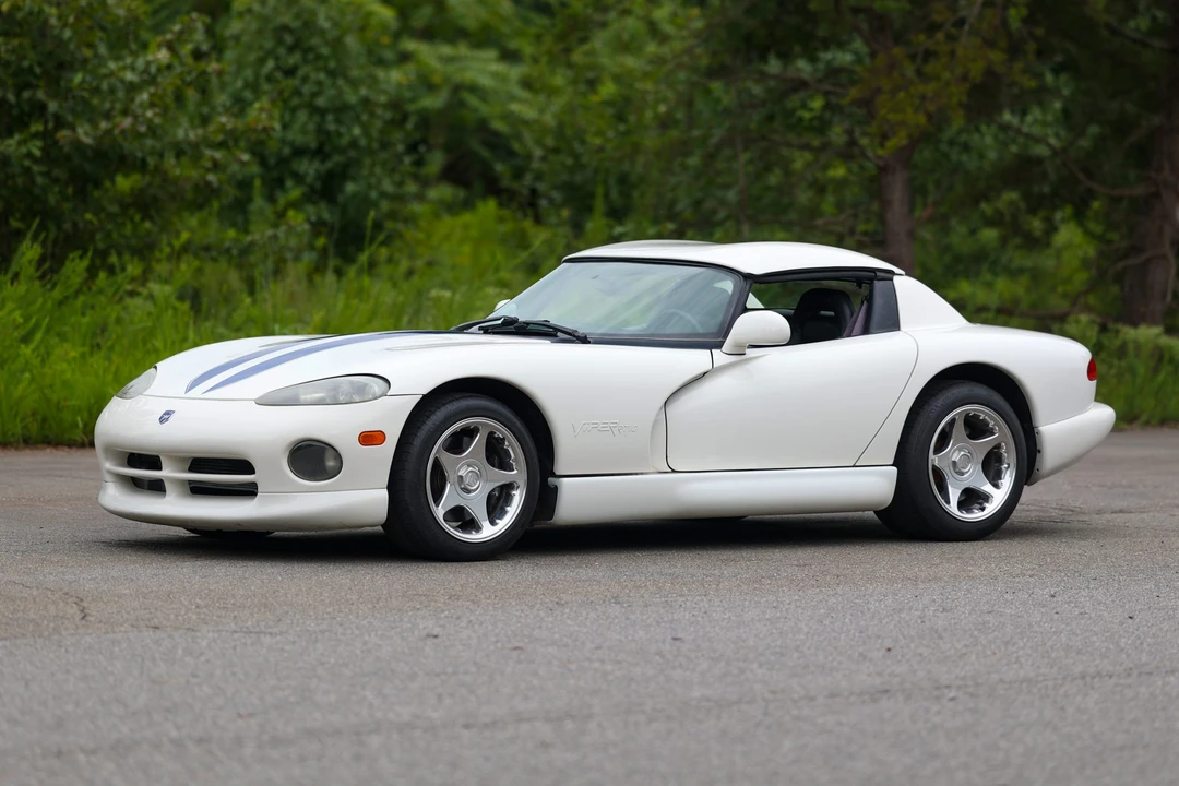 1996 Dodge Viper 2nd Gen - Image 16 of 31