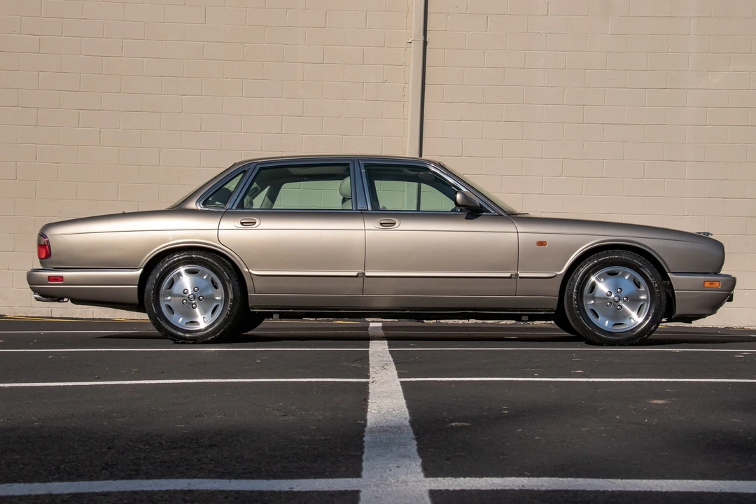 1996 Jaguar X300 XJ - Image 30 of 31