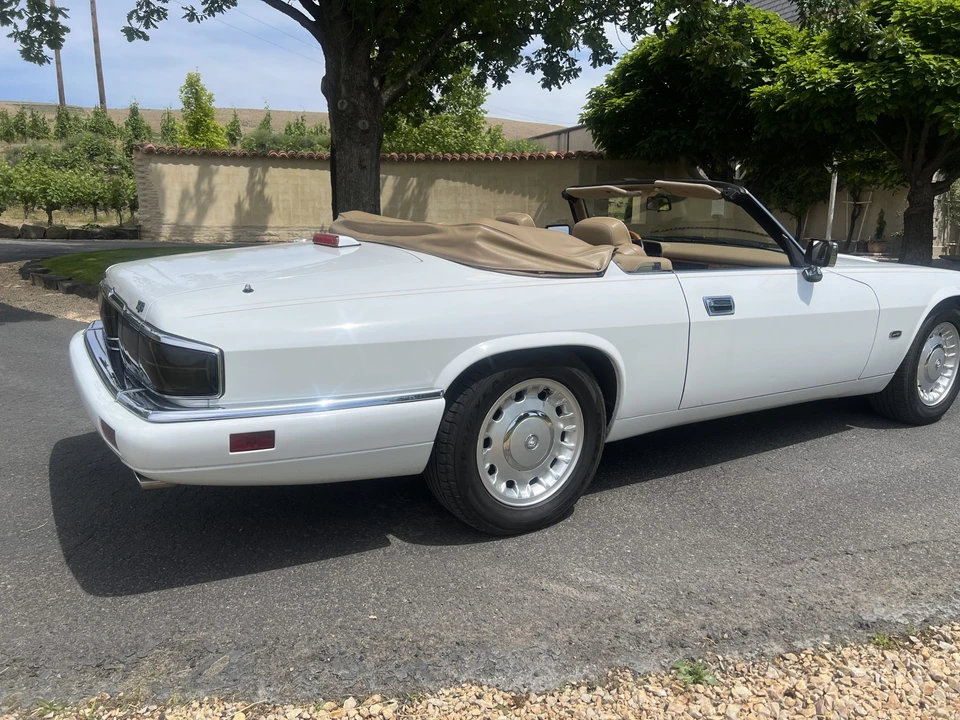 1996 Jaguar XJS Convertible - Image 21 of 31