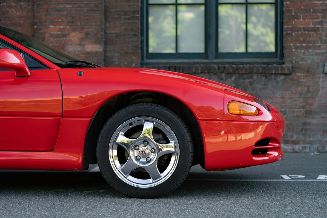 1996 Mitsubishi 3000GT Series 2 - Image 13 of 31