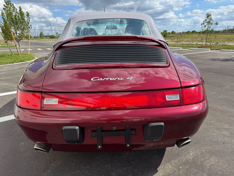 1996 Porsche 993 Carrera 4 - Image 17 of 31