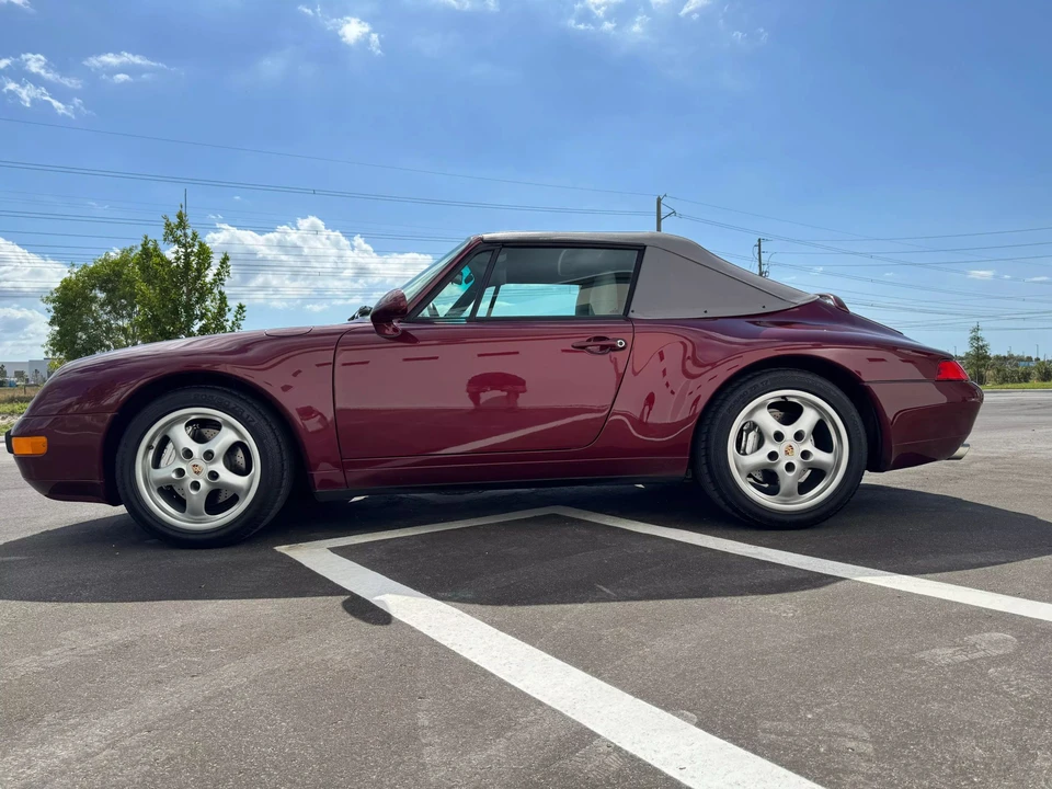 1996 Porsche 993 Carrera 4 - Image 24 of 31