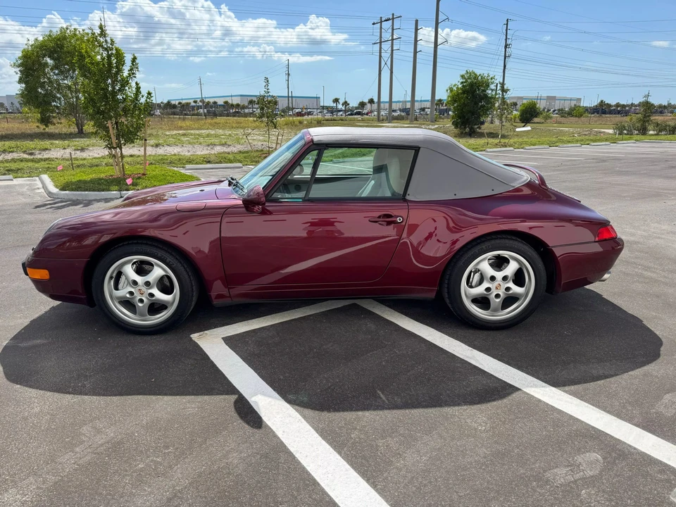 1996 Porsche 993 Carrera 4 - Image 23 of 31