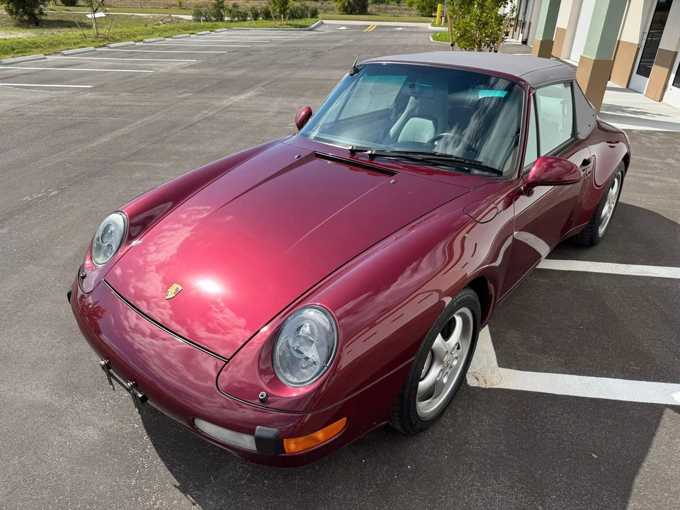 1996 Porsche 993 Carrera 4 - Image 4 of 31