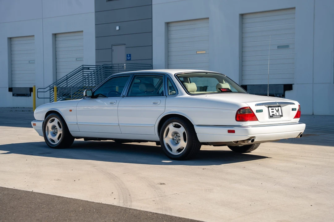 1997 Jaguar X306 XJR - Image 19 of 31