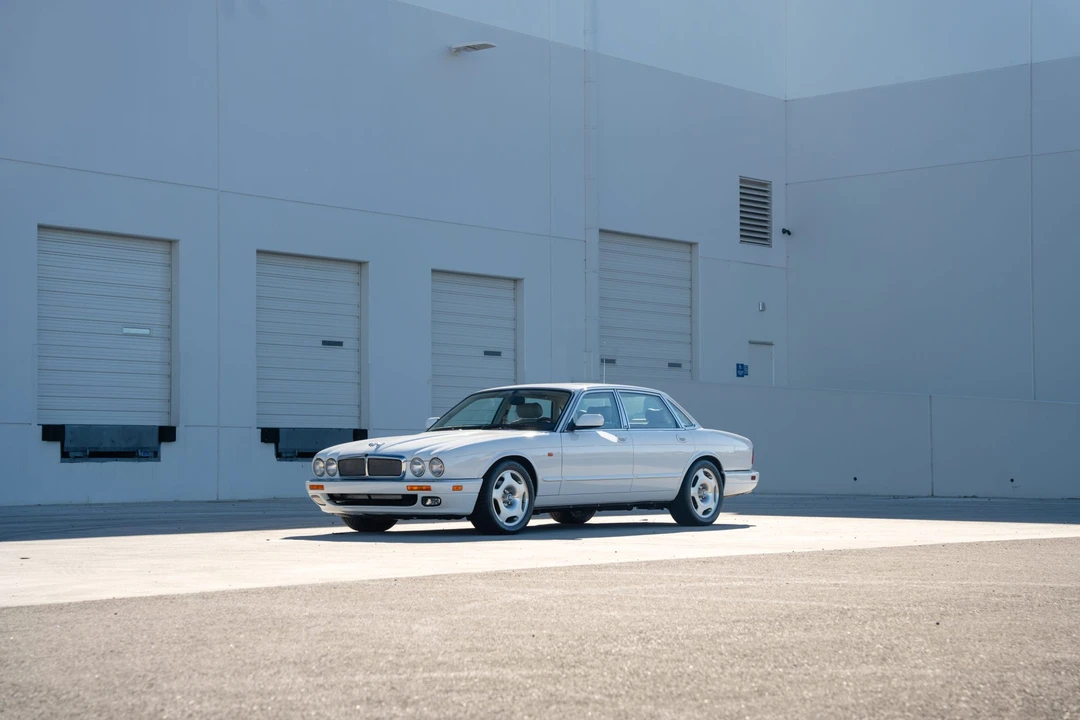 1997 Jaguar X306 XJR - Image 3 of 31