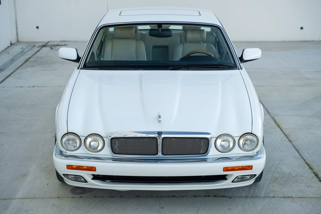 1997 Jaguar X306 XJR - Image 8 of 31