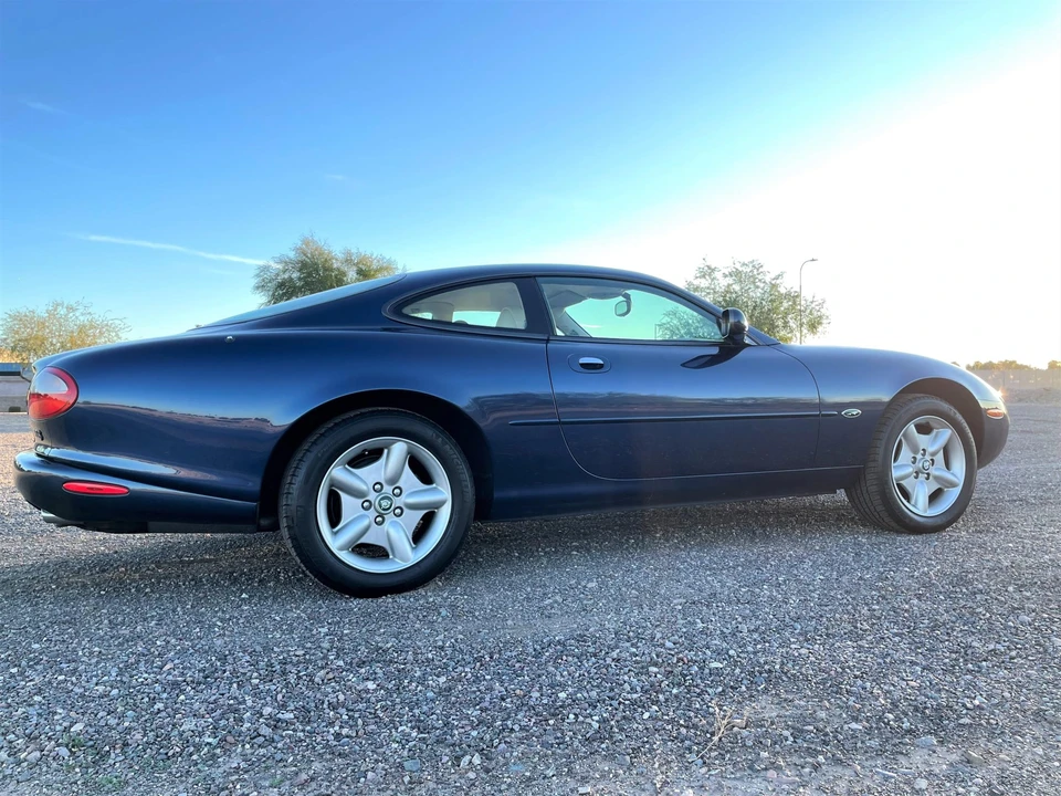 1997 Jaguar X100 XK8 - Image 16 of 31