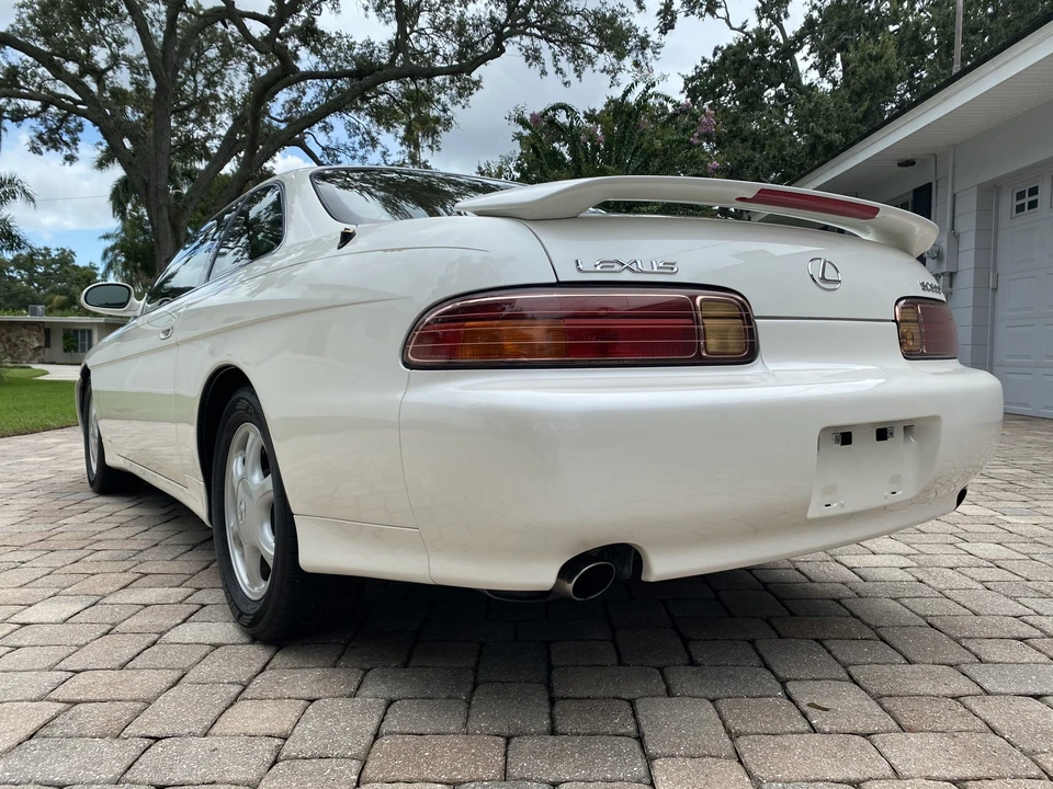 1997 Lexus SC400 - Image 9 of 31