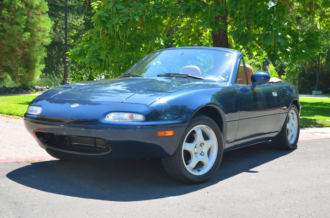 1997 Mazda NA MX-5 Miata - Image 2 of 31