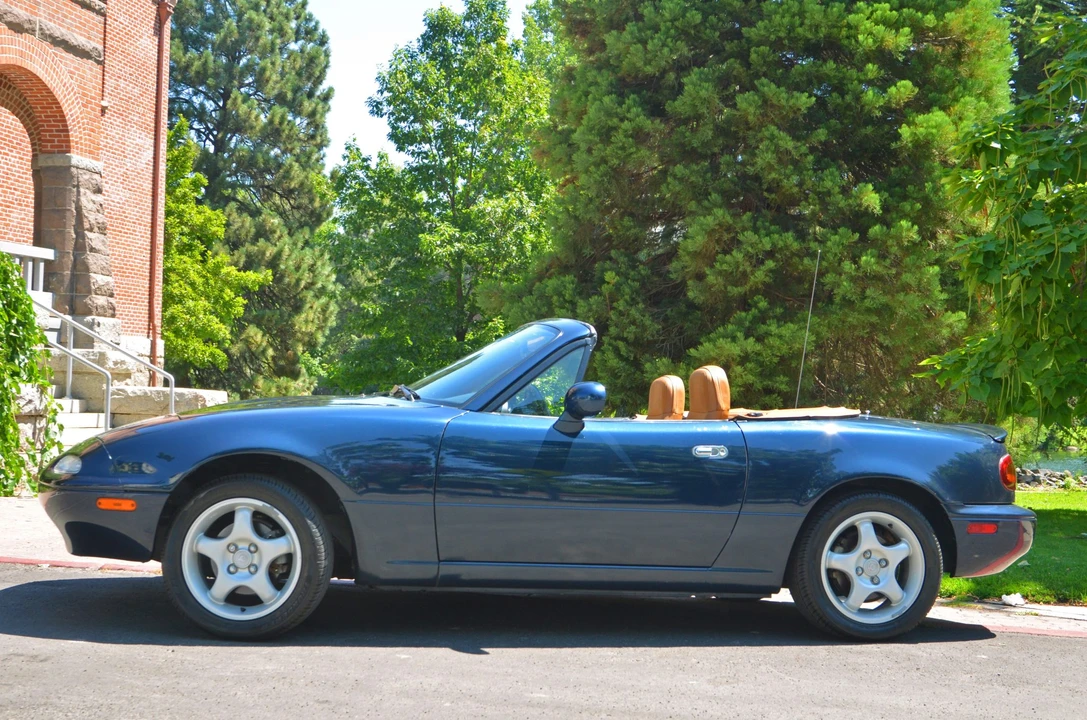 1997 Mazda NA MX-5 Miata - Image 4 of 31
