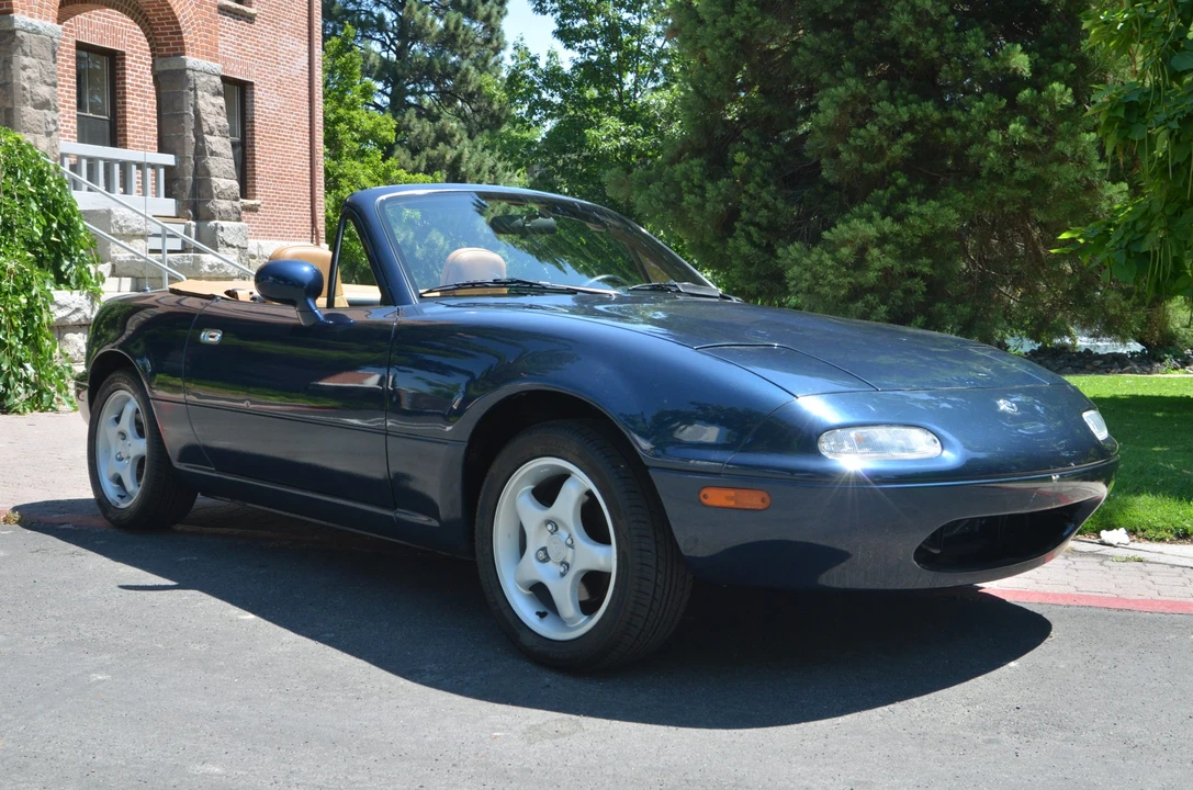 1997 Mazda NA MX-5 Miata - Image 6 of 31