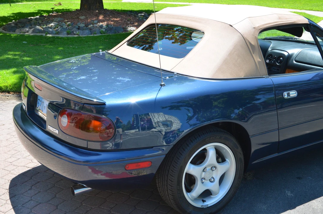 1997 Mazda NA MX-5 Miata - Image 11 of 31