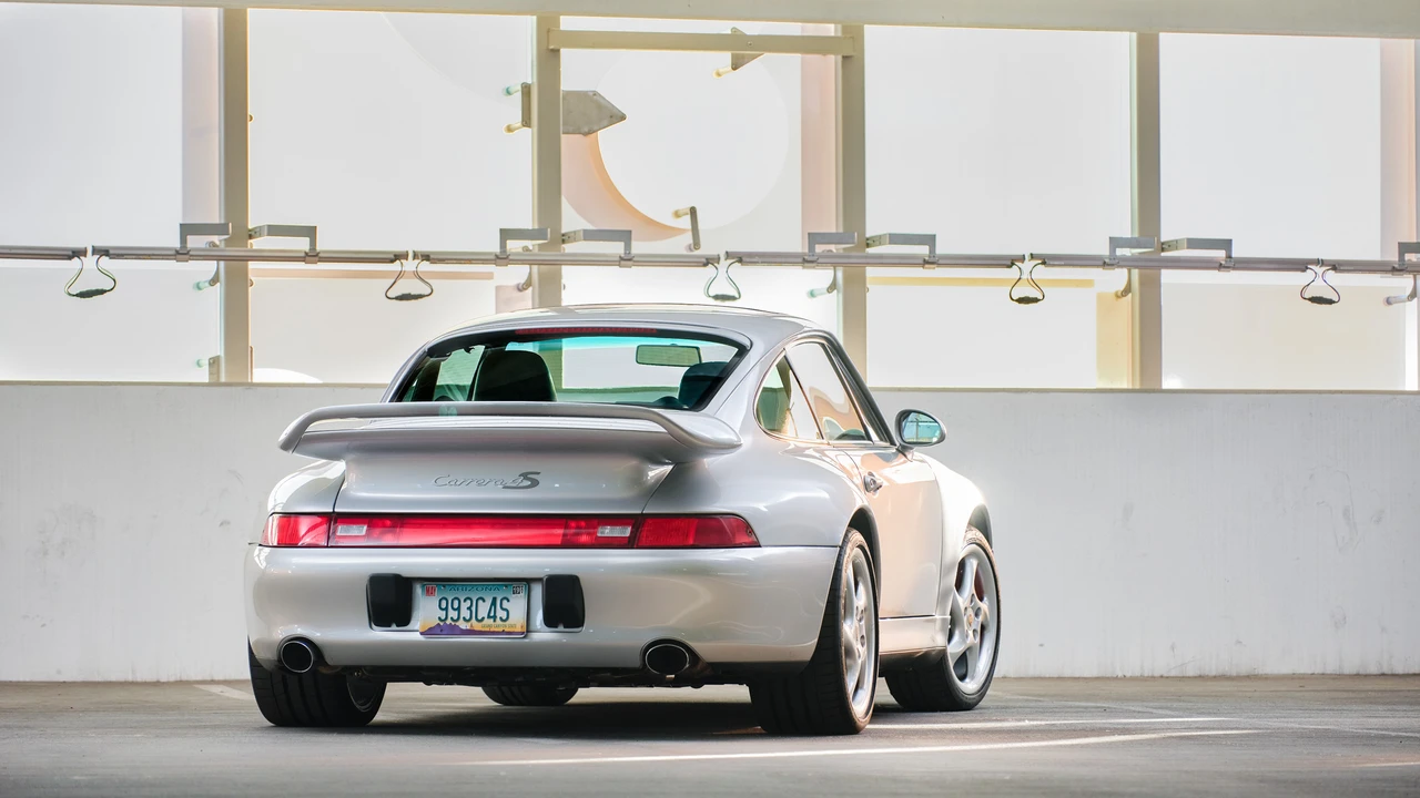 1997 Porsche 993 Carrera 4S - Image 12 of 31