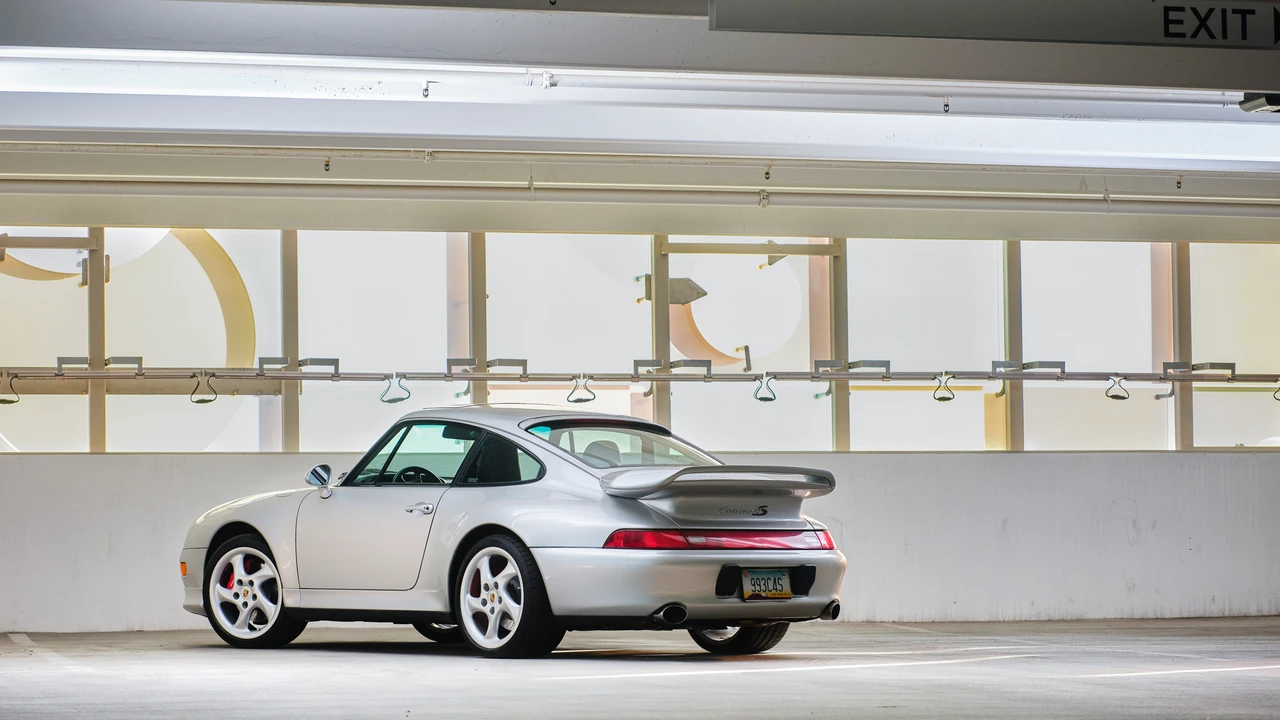 1997 Porsche 993 Carrera 4S - Image 6 of 31