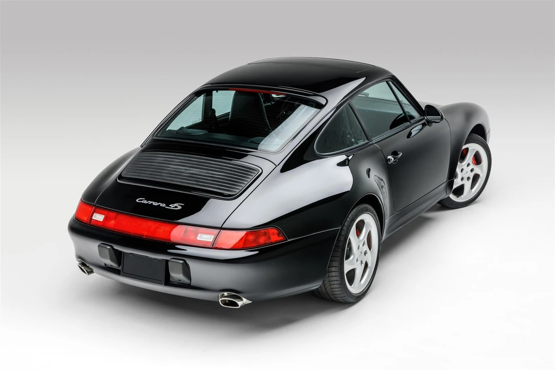1997 Porsche 993 Carrera 4S - Image 12 of 31