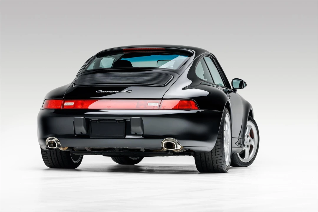 1997 Porsche 993 Carrera 4S - Image 10 of 31