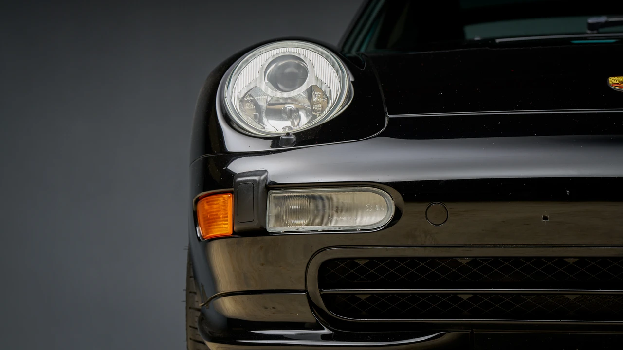 1997 Porsche 993 Carrera - Image 25 of 31