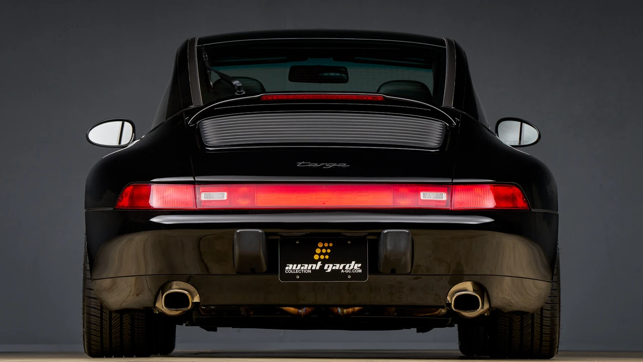 1997 Porsche 993 Carrera - Image 8 of 31
