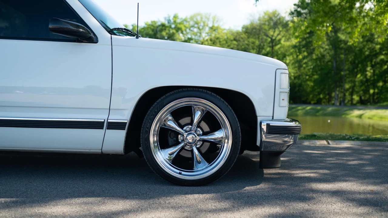 1998 GMC Sierra 1st Gen - Image 12 of 31