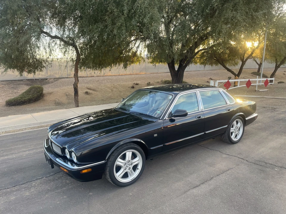 1998 Jaguar X308 XJR - Image 5 of 31