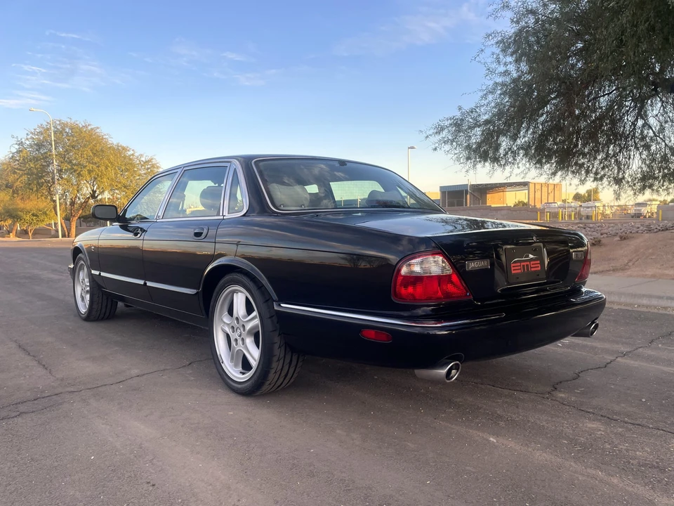 1998 Jaguar X308 XJR - Image 14 of 31