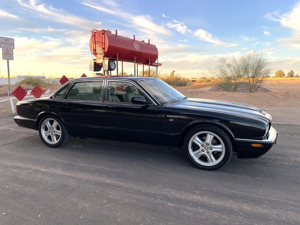 1998 Jaguar X308 XJR - Image 28 of 31