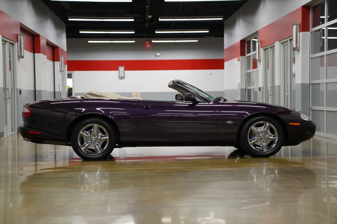 1998 Jaguar X100 XK8 - Image 17 of 31