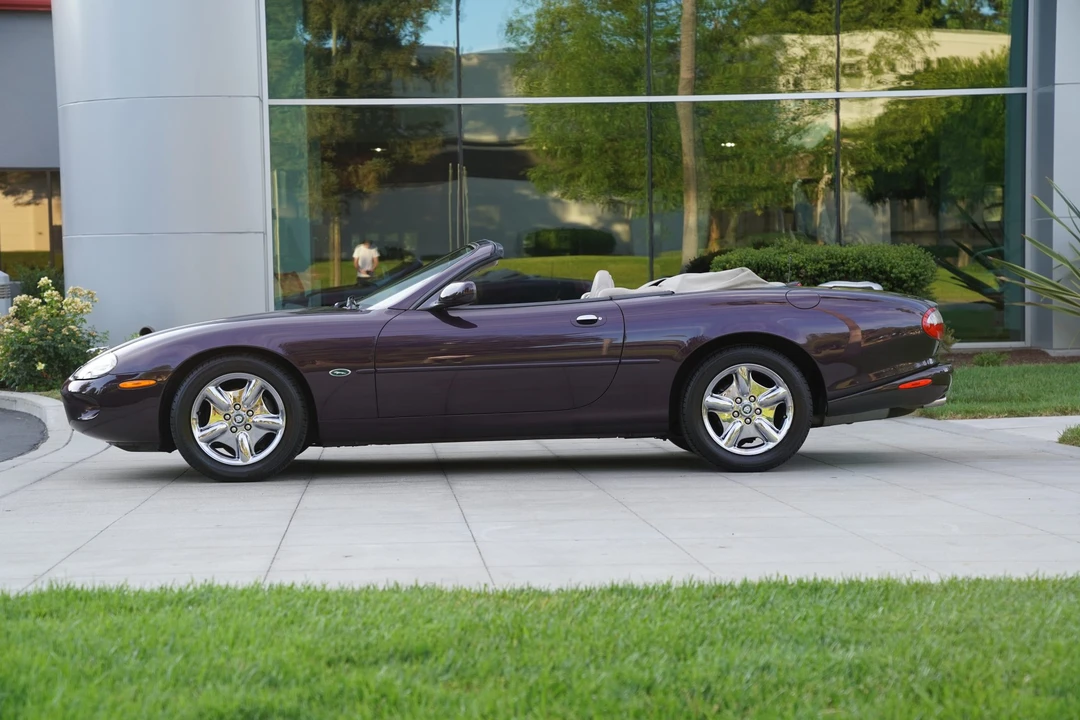 1998 Jaguar X100 XK8 - Image 30 of 31