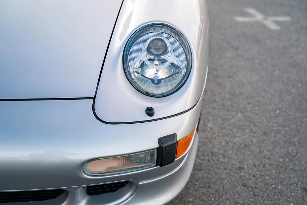 1998 Porsche 993 Carrera - Image 12 of 31