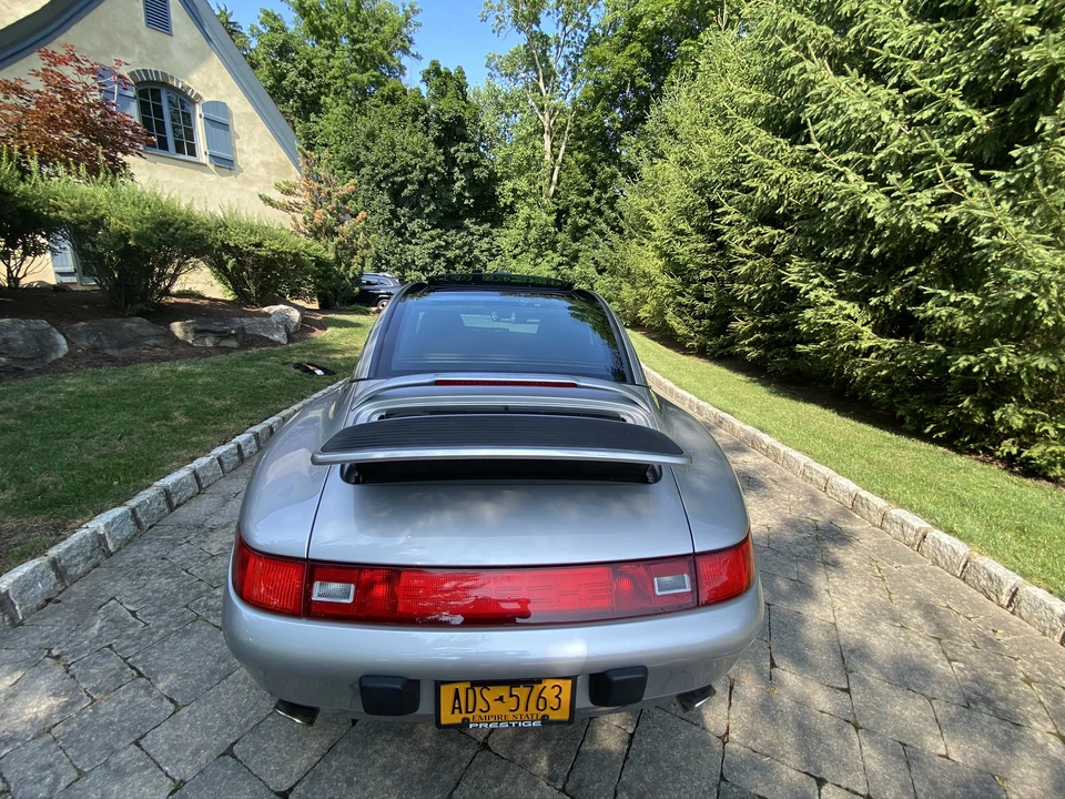 1998 Porsche 993 Carrera - Image 24 of 31