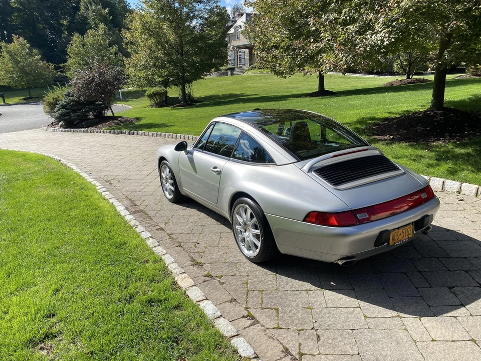 1998 Porsche 993 Carrera - Image 30 of 31