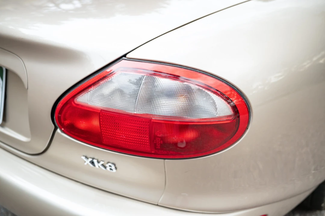 1999 Jaguar X100 XK8 - Image 25 of 31