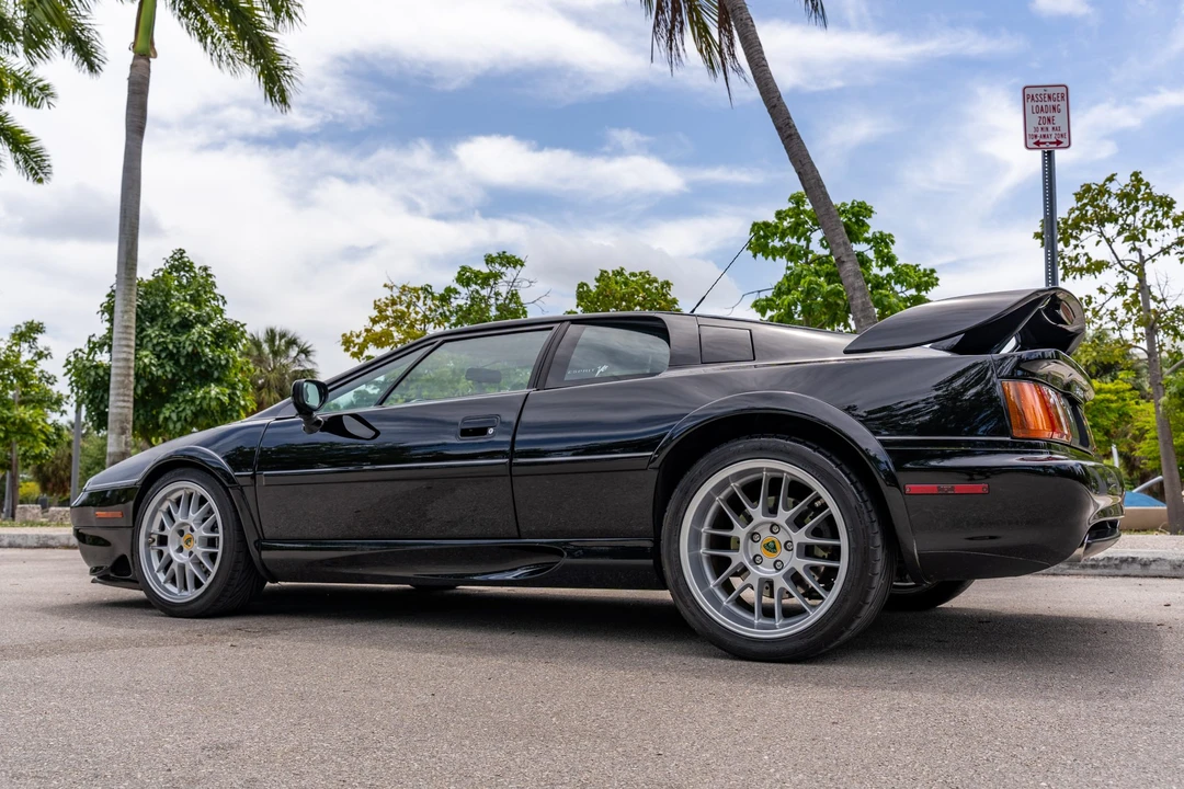 1999 Lotus Esprit Series 4 - Image 13 of 31