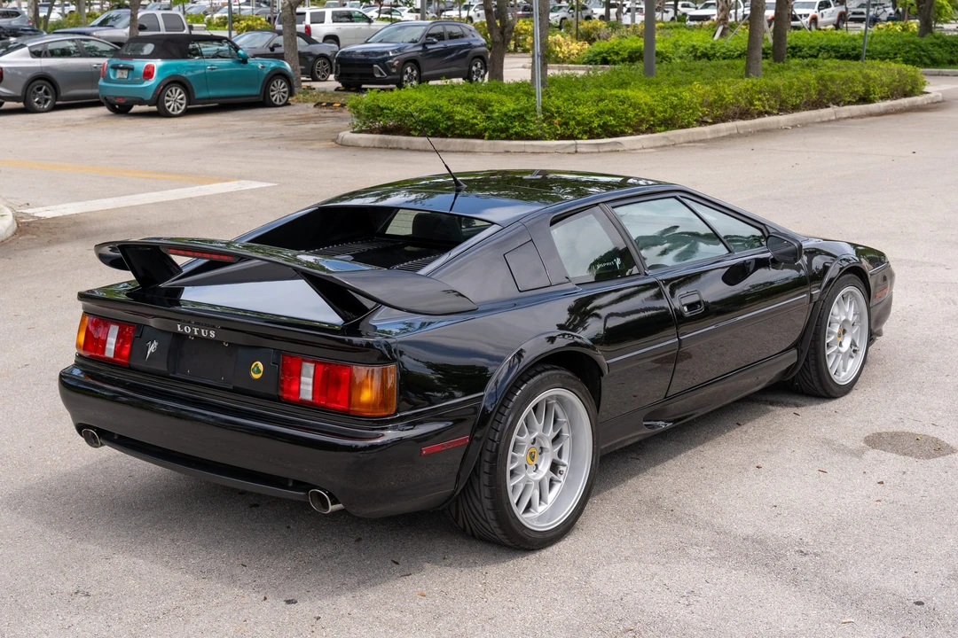 1999 Lotus Esprit Series 4 - Image 8 of 31