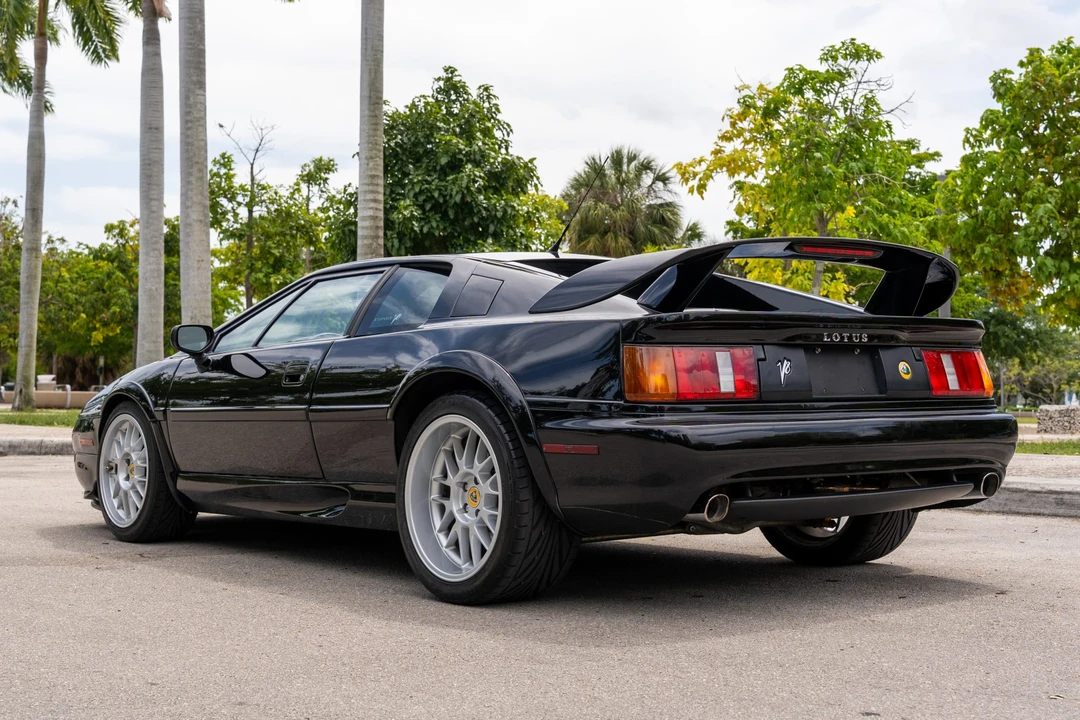 1999 Lotus Esprit Series 4 - Image 12 of 31