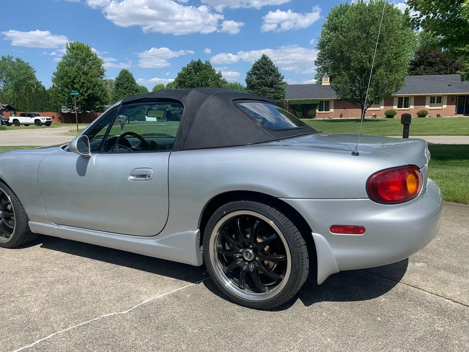 1999 Mazda NB MX-5 Miata - Image 15 of 31