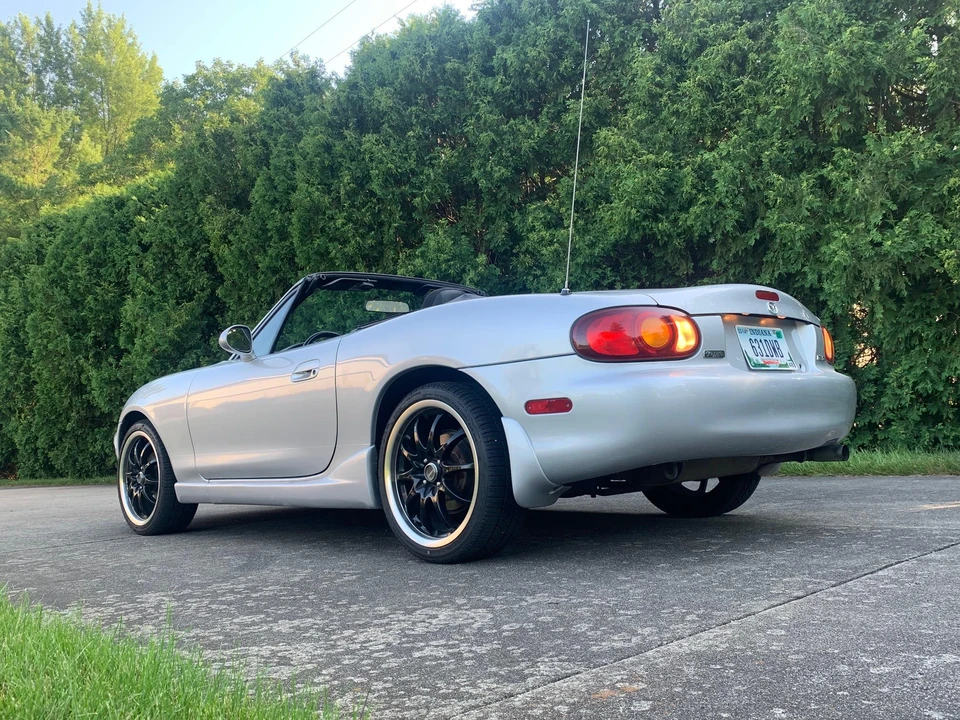 1999 Mazda NB MX-5 Miata - Image 6 of 31