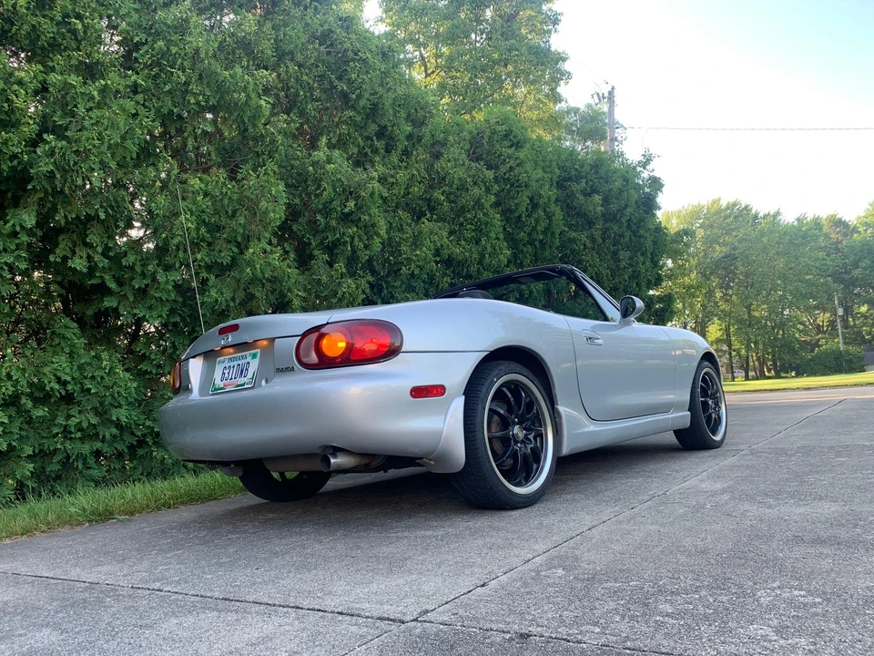 1999 Mazda NB MX-5 Miata - Image 5 of 31