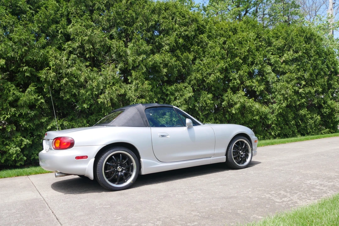 1999 Mazda NB MX-5 Miata - Image 12 of 31