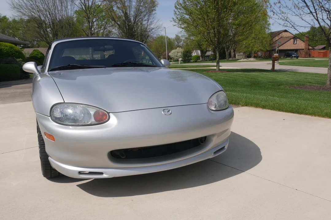 1999 Mazda NB MX-5 Miata - Image 9 of 31